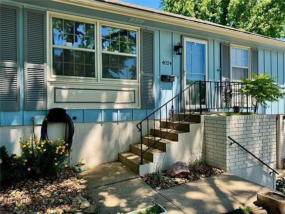 4th image of 4024 Surrey Ln