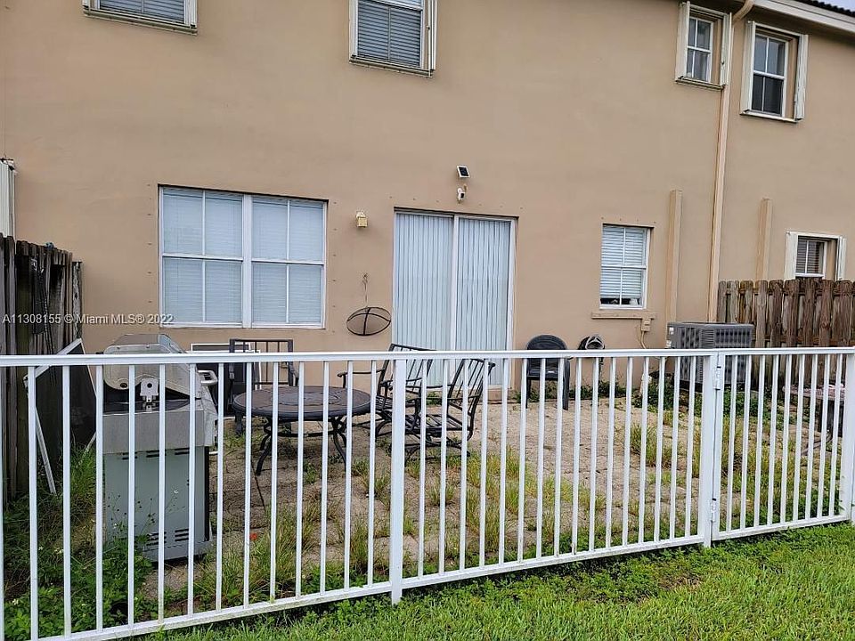 2nd image of 15243 SW 9th Way #0