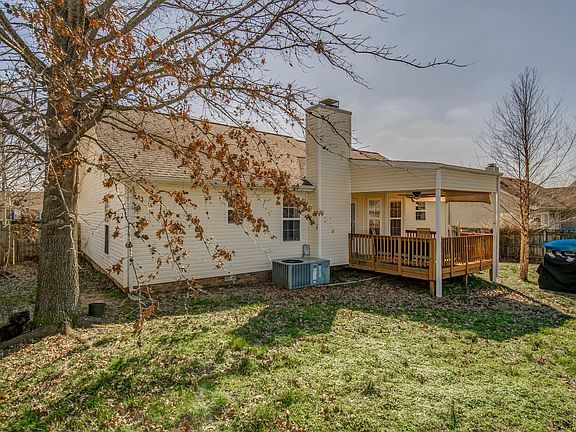 5th image of 3688 Gracelawn Dr