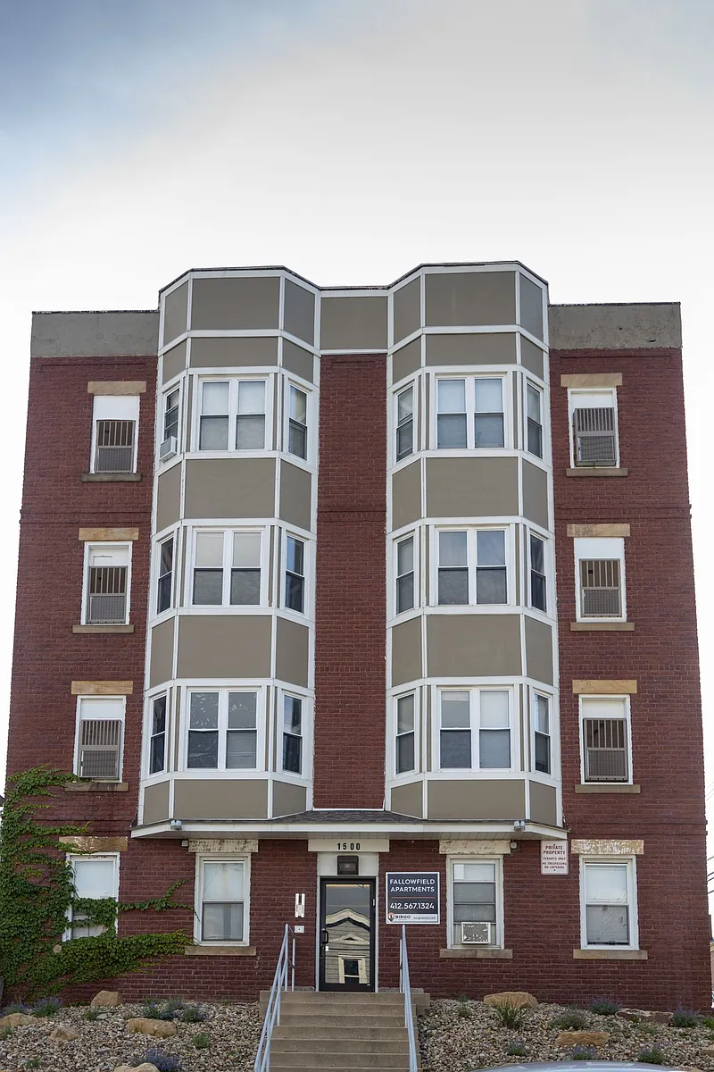 Building Photo - 1500 Fallowfield Ave