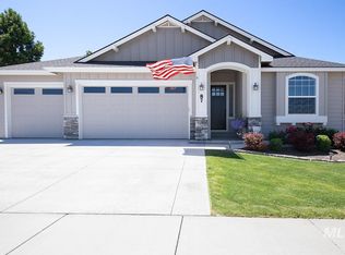 87 E Edmonds Dr, Meridian, ID 83642