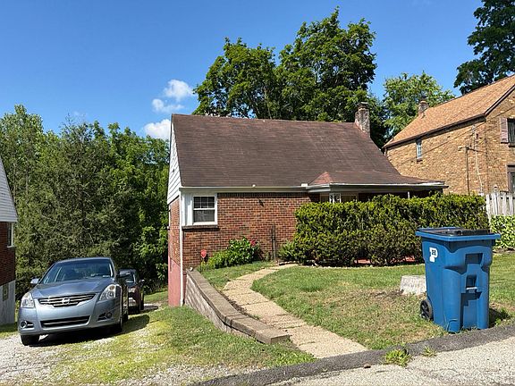 3rd image of 642 Churchill Ave