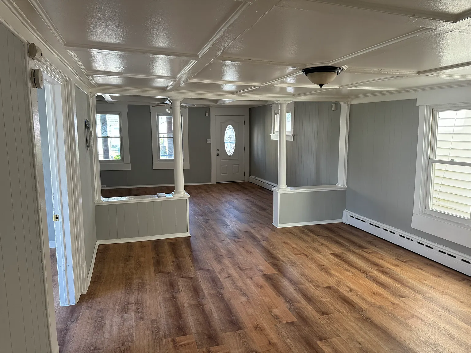 3 bed, 1300 sqft, $2,850 — Photo 1