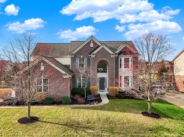 9253 Windrift Way, Zionsville, IN 46077