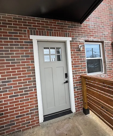 534 Lee St #13 — Photo 2