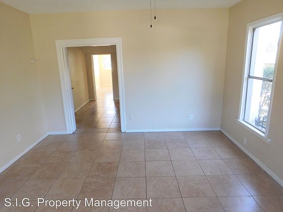 5th image of 869 Lincoln Ave APT 101