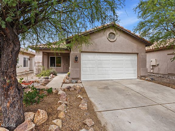 2nd image of 9557 N Englewood Dr