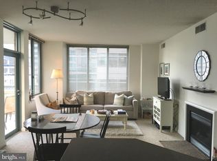 851 N Glebe Rd APT 419, Arlington, VA 22203