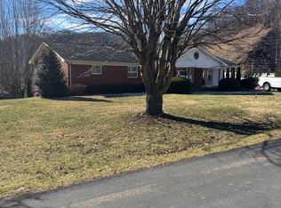 116 River Drive, Warrensville, NC 28693