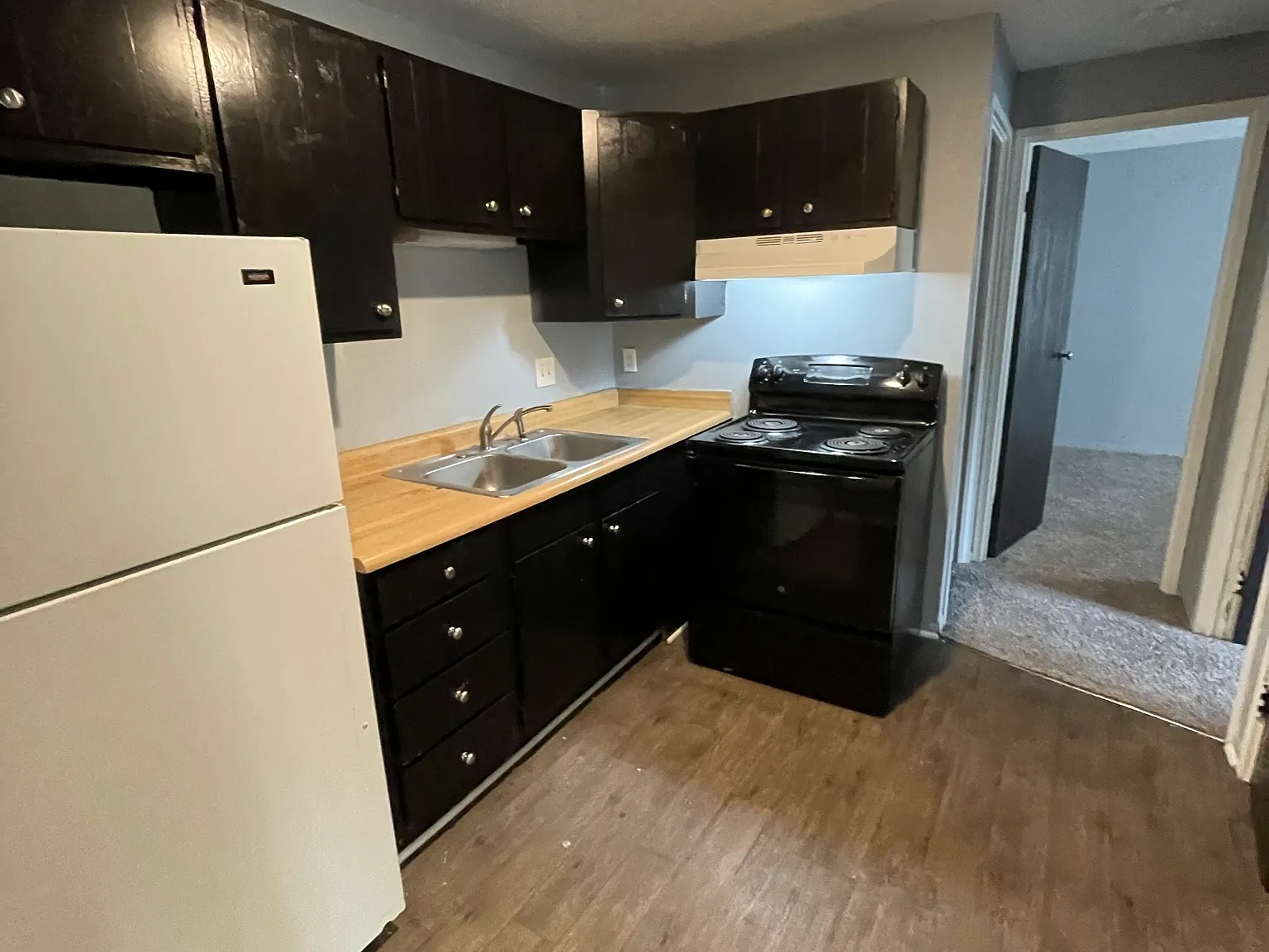 2838 Harrison Avenue — Photo 3