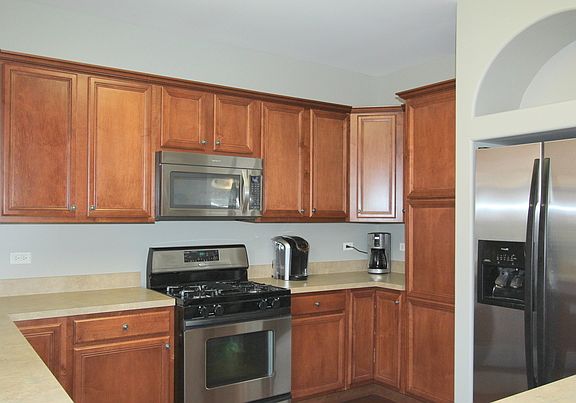 4th image of 272 N Cornerstone Dr