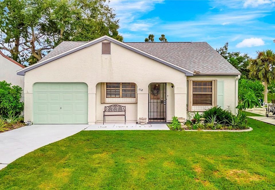 1st image of 1112 E Corktree Cir