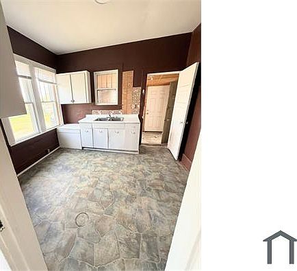 4th image of 2234 19th St N