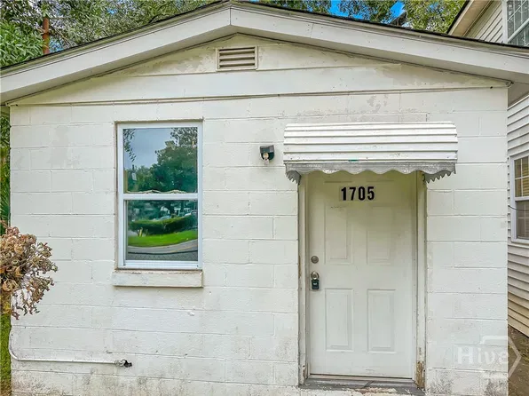 1705 Augusta Ave, Savannah, GA 31415