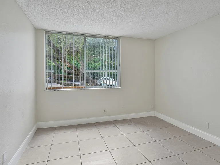10773 Cleary Blvd #111 — Photo 18