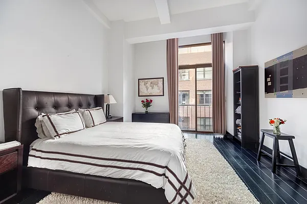 Sold by Douglas Elliman | media 6