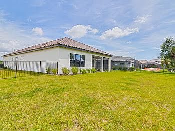 3rd image of 240 Corsano Dr