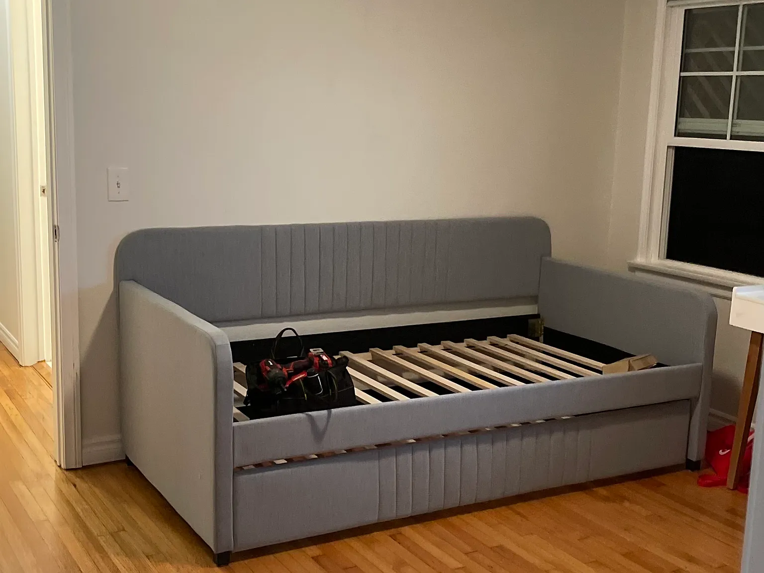 2 bed, $1,100 — Photo 2