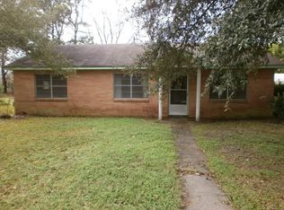 12 S Fifth St, Rolling Fork, MS 39159