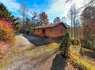 333 Enchanted Ln, Franklin, NC 28734