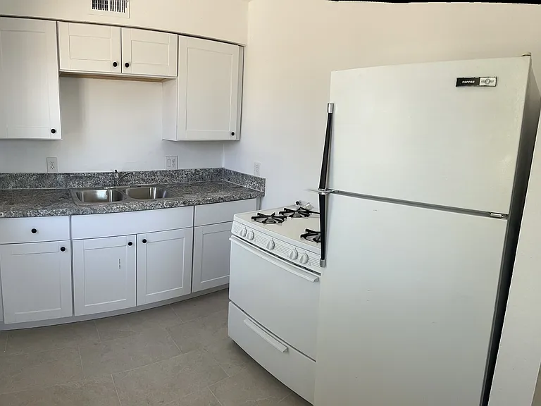 1234 N Dodge Blvd #DODGE — Photo 10