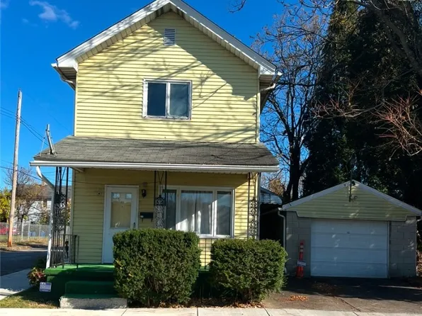 813 S Mercer St, New Castle, PA 16101