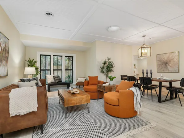 58 Sandpebble Dr, Spring, TX 77381