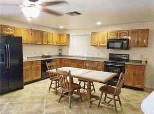 3425 Dora St, Fort Myers, FL 33916