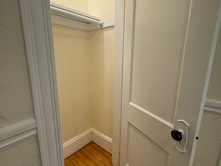 1183 Commonwealth Ave — Photo 5