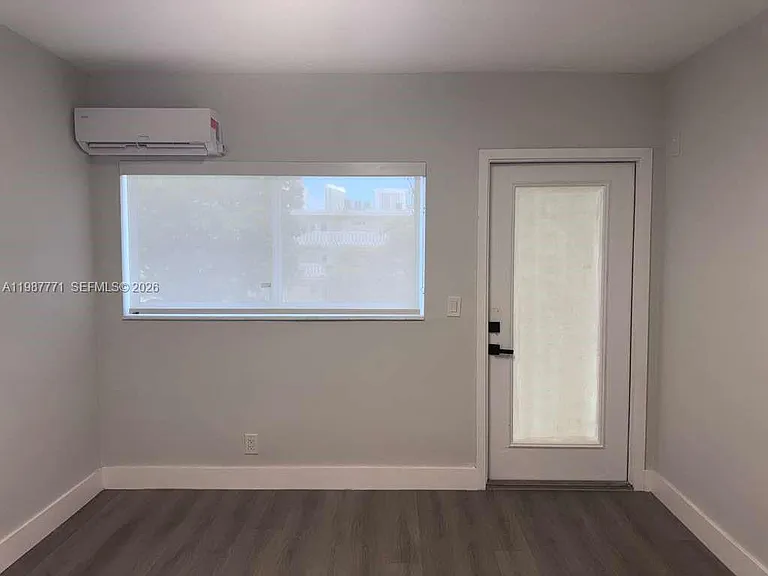 455 Golden Isles Dr #203 — Photo 19