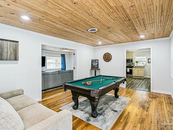 5th image of 3003 E Avery St