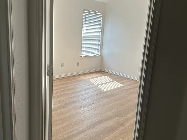 105 Wildhaven Dr — Photo 14