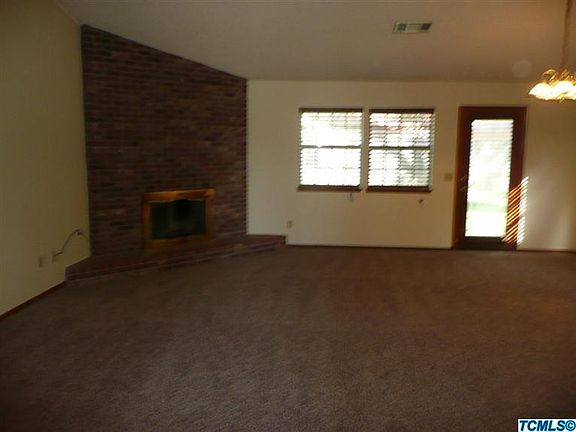 3rd image of 1336 S Parkwood St