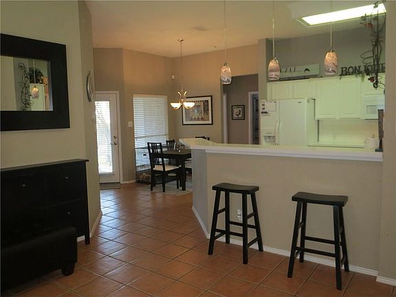 5th image of 11475 Newberry Dr