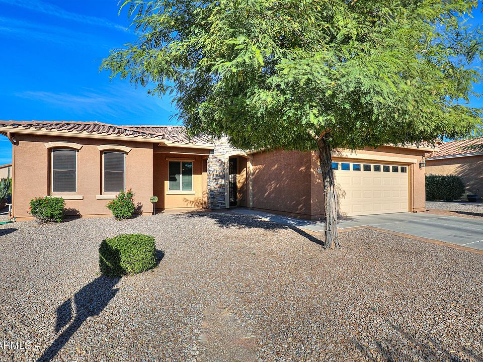 1st image of 2610 E San Simeon Dr