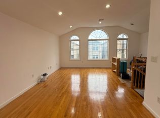 75 Columbia Ave #2, Jersey City, NJ 07307