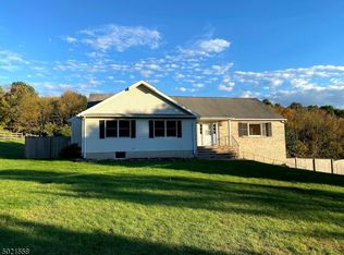 16 Wantage School Rd, Sussex, NJ 07461