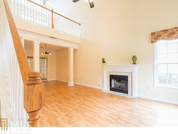 3rd image of 2253 Mainsail Ct
