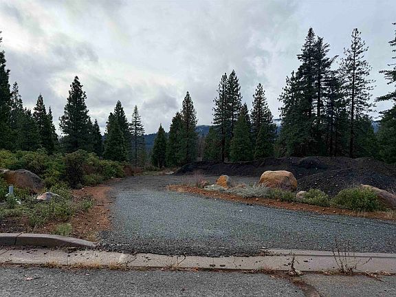 3rd image of 7 Gateway Park Dr