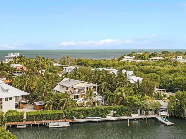 556 70th St, Marathon, FL 33050