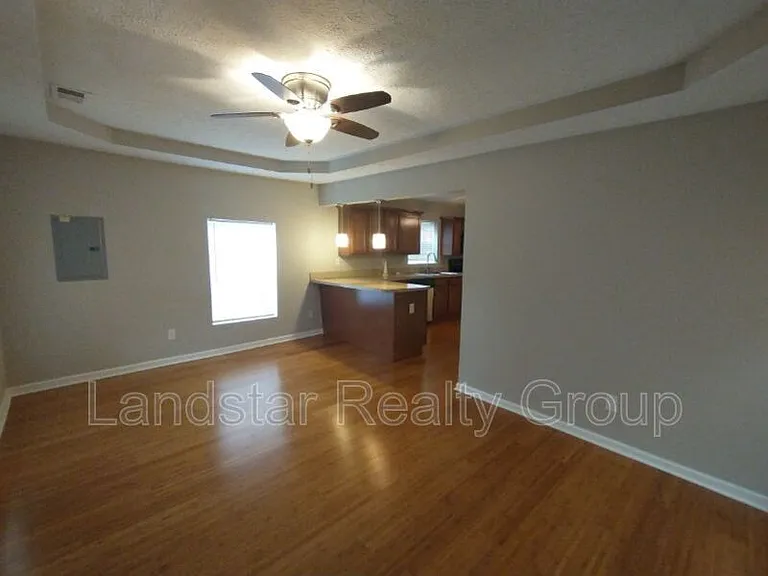 2801 Fleming Ave — Photo 6