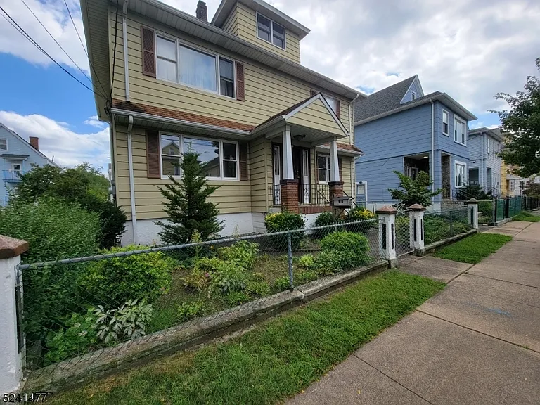 141 Mahar Ave — Photo 8