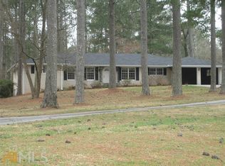 410 Forrest Ave, Fayetteville, GA 30214