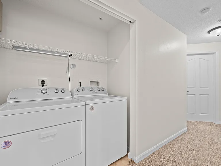 245 Murcia Dr #201 — Photo 26