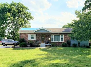 607 Swinging Bridge Rd, Old Hickory, TN 37138