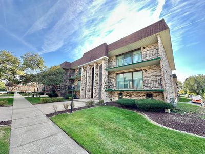 9134 S Pulaski Rd APT 2E, Oak Lawn, IL, 60453