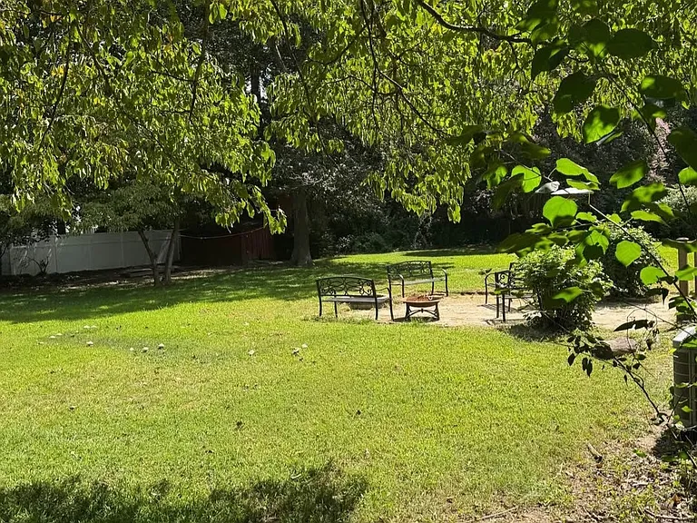 12940 Huron Dr — Photo 2