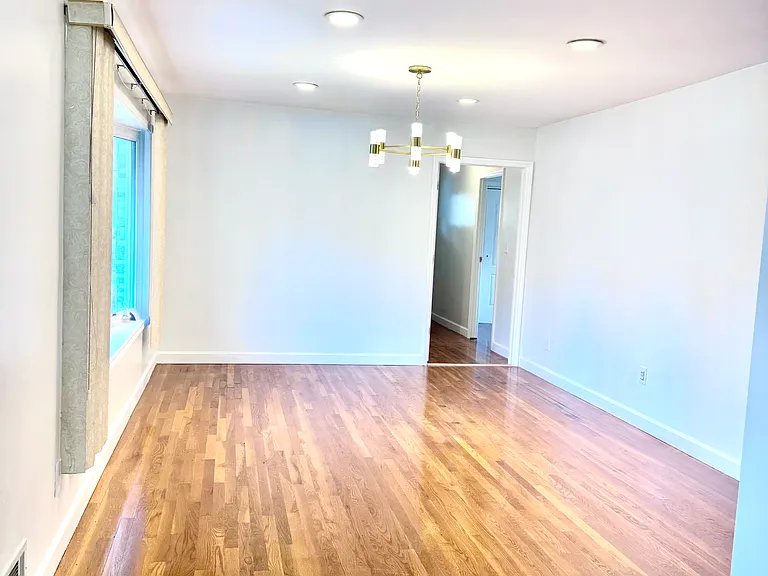 24 Sheldon Pl — Photo 5
