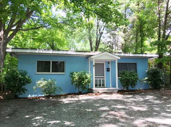 210 Andrews Ln, Chapel Hill, NC 27516