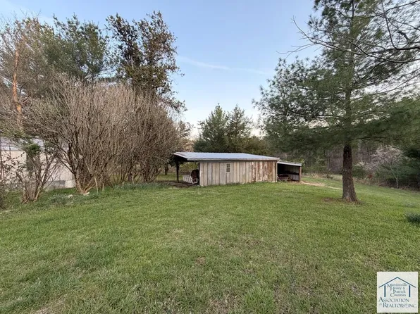4393 Stoney Mountain Rd, Martinsville, VA 24112